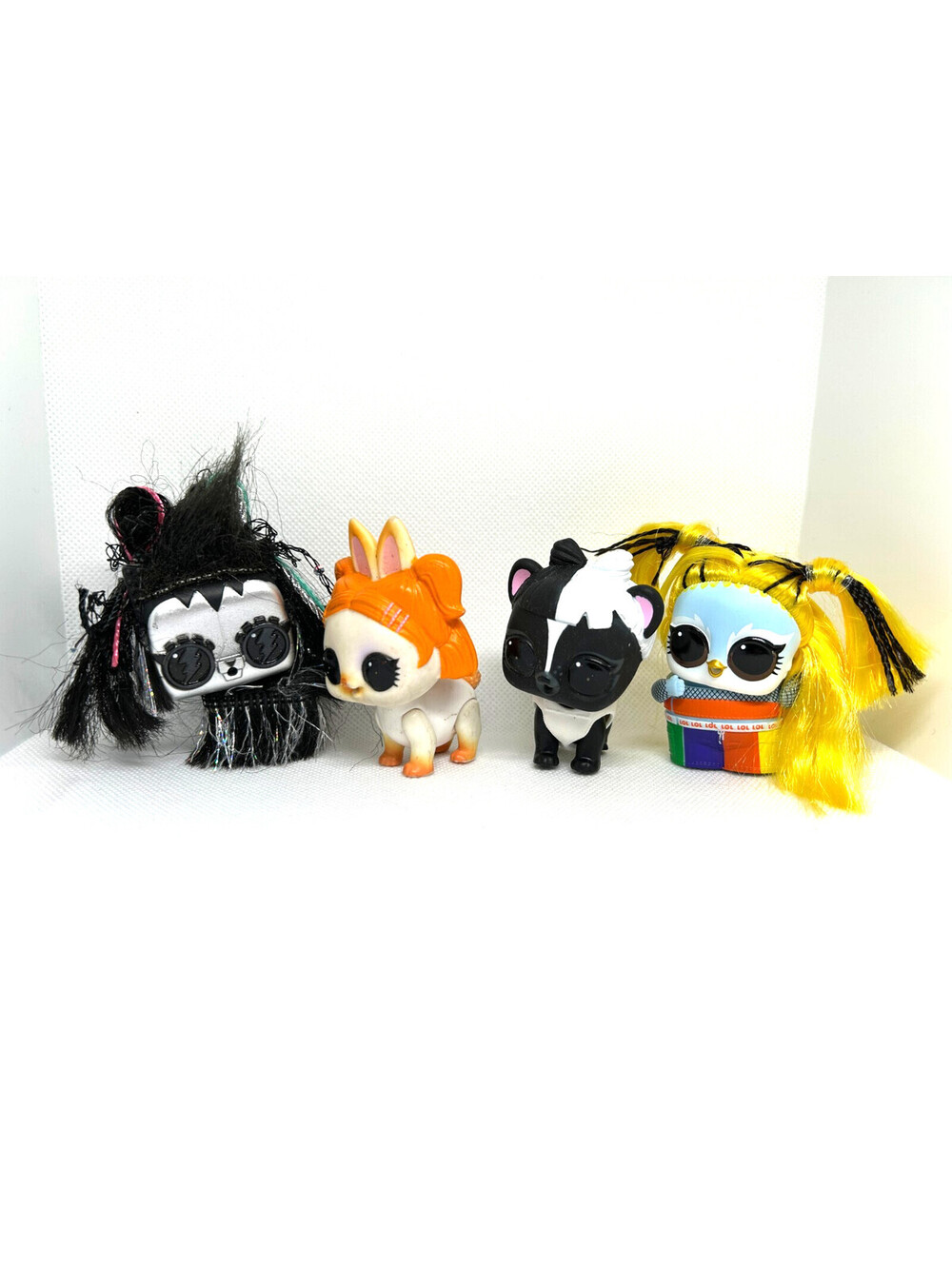 Lot of 4 LOL Surprise Dolls Figures Pets